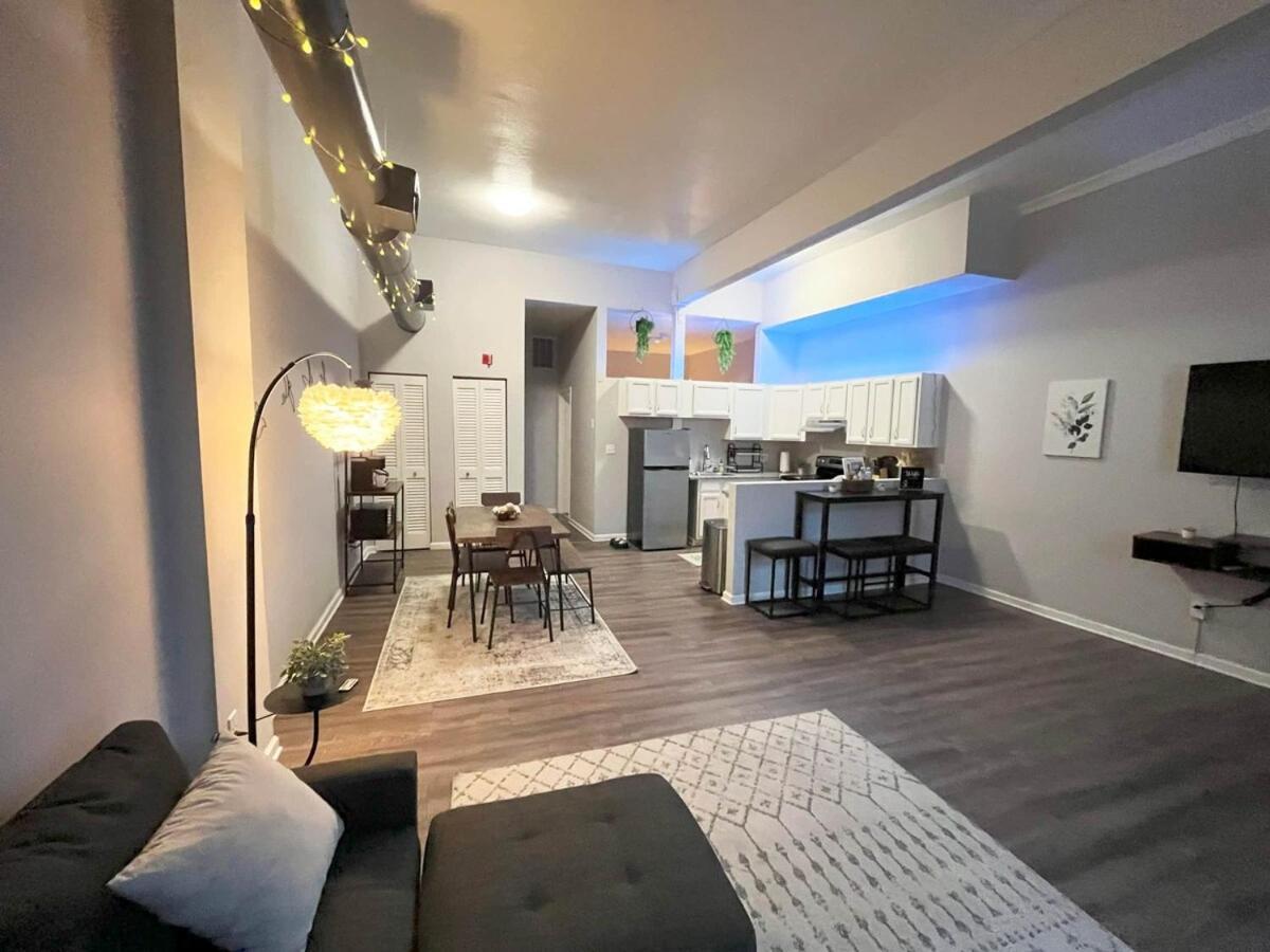 Downtown Cleveland -Modern First Floor Unit Appartement Buitenkant foto