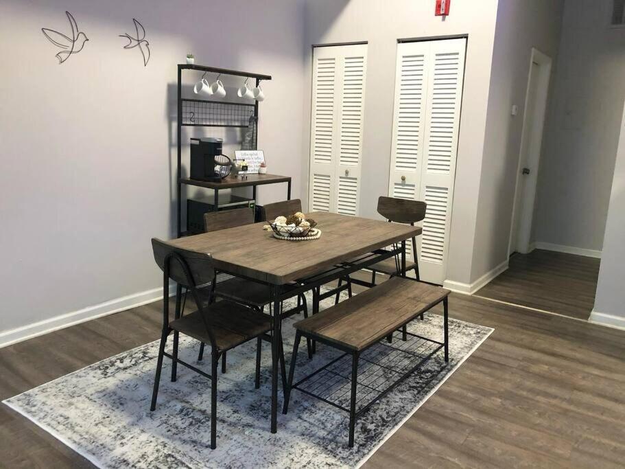 Downtown Cleveland -Modern First Floor Unit Appartement Buitenkant foto